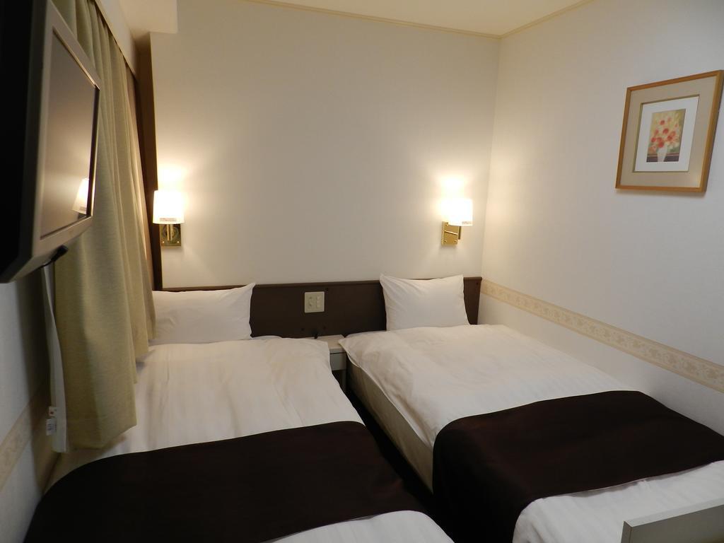 Hotel Check In Matsuyama Matsuyama  Habitación foto